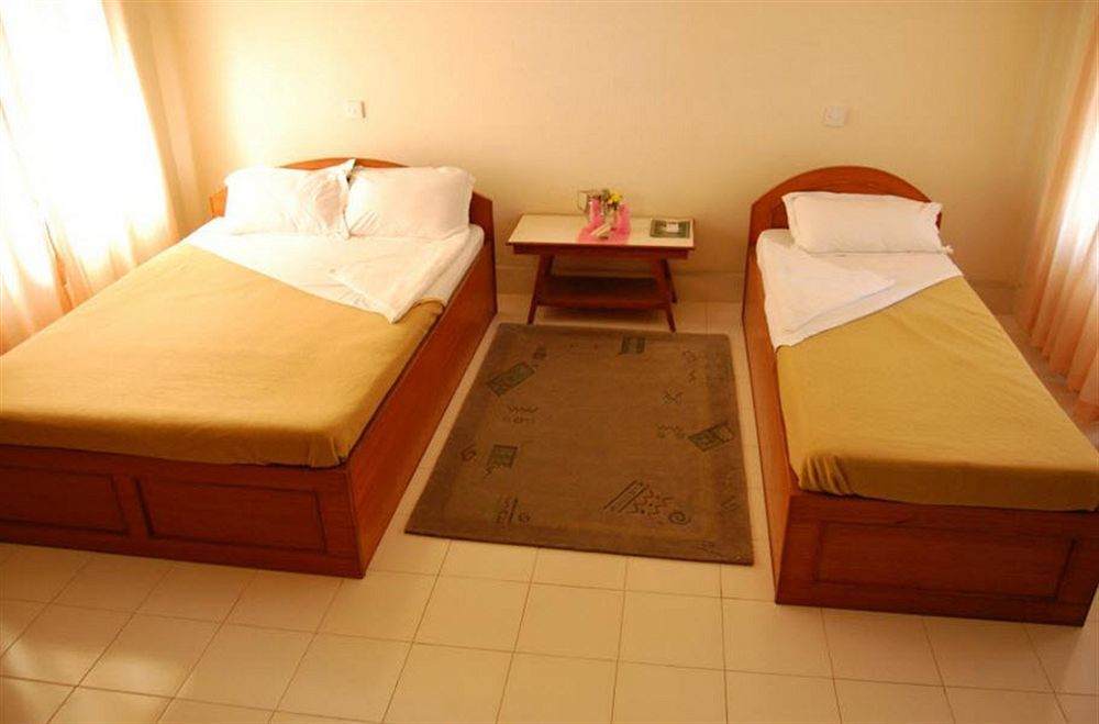 Hotel Rainforest Sauraha Luaran gambar